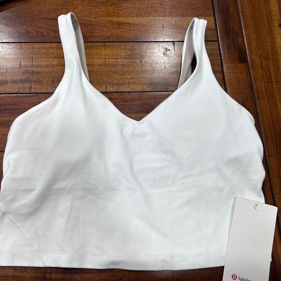 - New Lululemon Align Tank - Picture 1 of 2